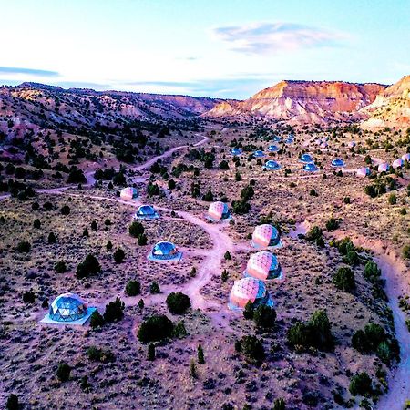 Clear Sky Resorts - Bryce Canyon - Unique Stargazing Domes 卡农维尔 外观 照片